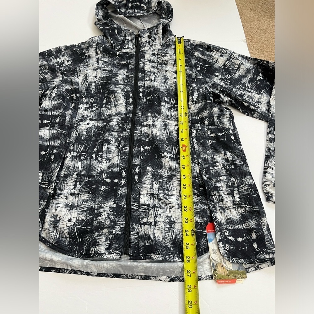 North Face Flyweight Jacket Black White Size Large New with Tags - Picture 8 of 9